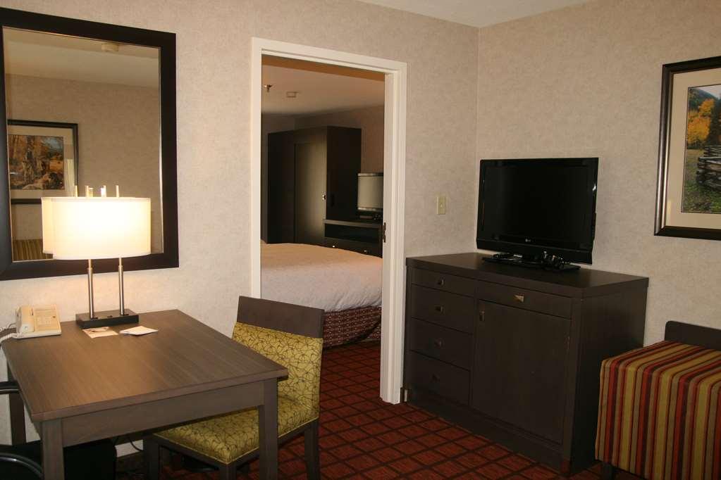 Hotel Hampton 3*